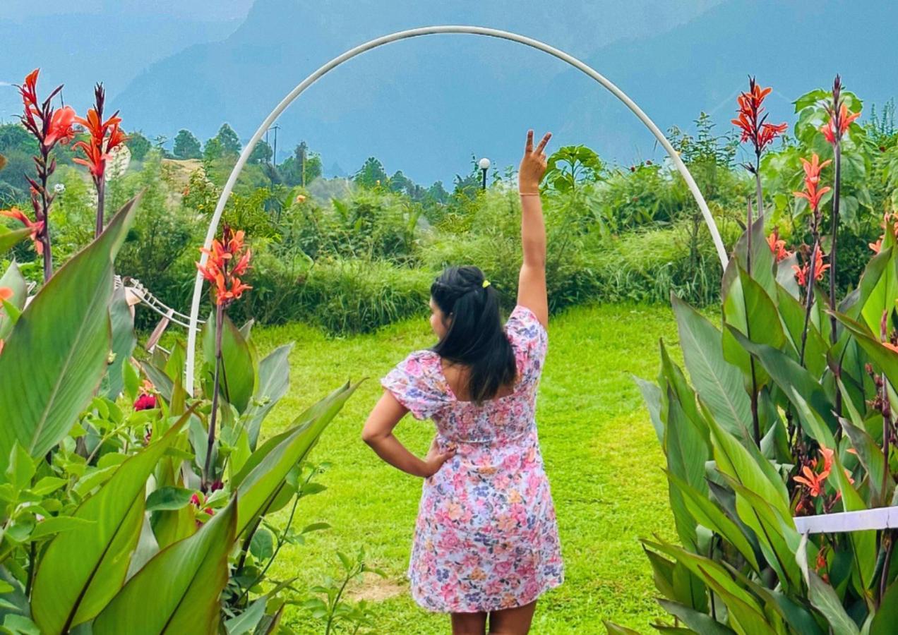 Haut Monde King'S Paradise Resort Kanatal Exterior photo